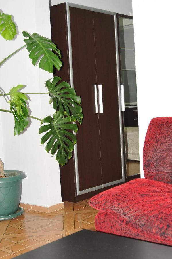 Hotel Irise Batumi Habitación foto
